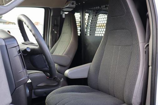 2024 Chevrolet Express 2500 RWD 2500 Regular Wheelbase WT