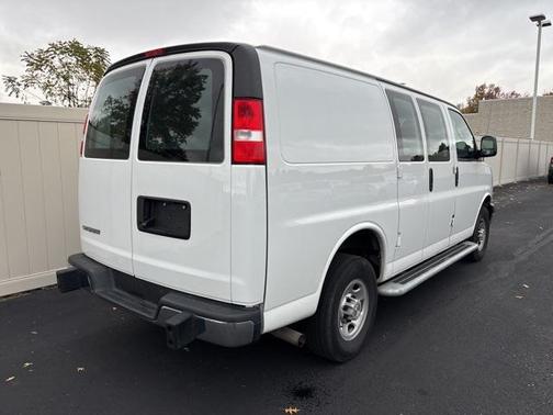2024 Chevrolet Express 2500 RWD 2500 Regular Wheelbase WT