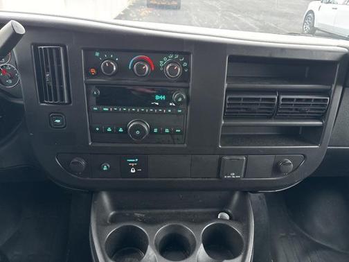 2024 Chevrolet Express 2500 RWD 2500 Regular Wheelbase WT
