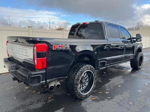 2024 Ford F-350 Platinum