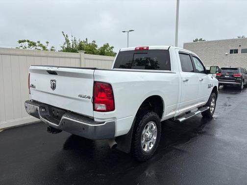 2017 RAM 2500 Big Horn Crew Cab 4x4 6'4' Box