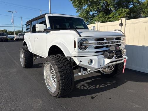 2023 Ford Bronco Outer Banks