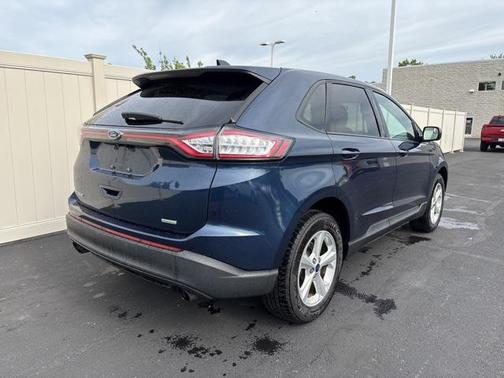 2017 Ford Edge SE