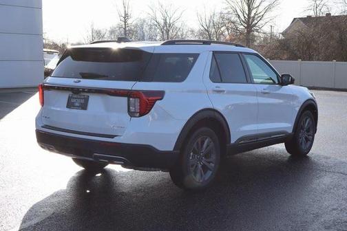 2026 Ford Explorer Active w/200A Pkg