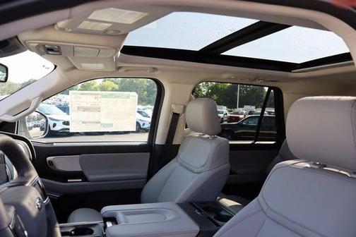 2025 Ford Expedition Max Active 4x4