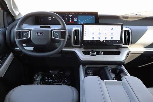 2025 Ford Expedition Max Active 4x4