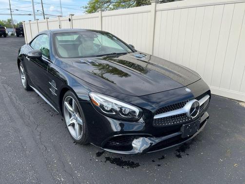 Obsidian Black Metallic 2017 Mercedes-Benz SL 550 SL 550