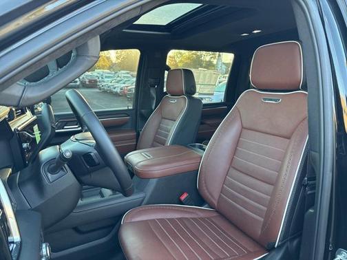 2025 GMC Sierra 3500 Denali