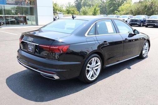 2022 Audi A4 45 S line Premium Plus