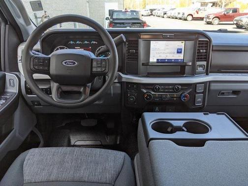 2025 Ford F-350 XLT