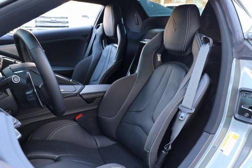 2024 Chevrolet Corvette Stingray w/2LT