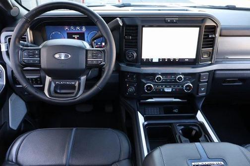 2025 Ford F-350 Platinum