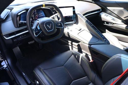 Black 2020 Chevrolet Corvette Stingray w/3LT