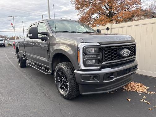 2023 Ford F-350 XLT