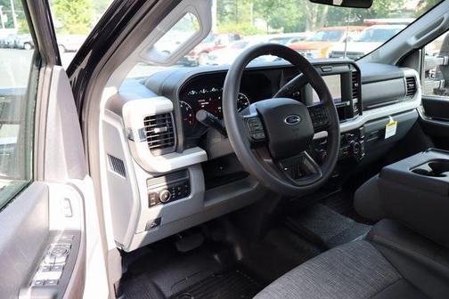 2025 Ford F-350 XLT