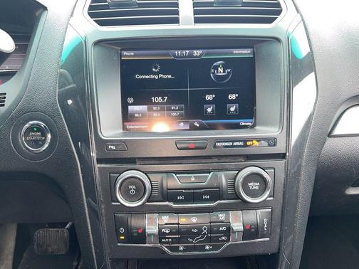 Magnetic Metallic 2016 Ford Explorer XLT