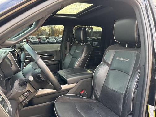 2023 RAM 2500 Laramie Crew Cab 4x4 6'4' Box