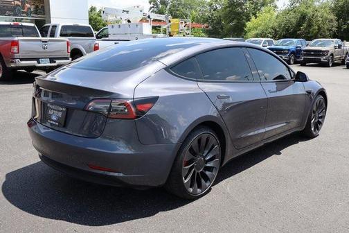 2023 Tesla Model 3 Performance