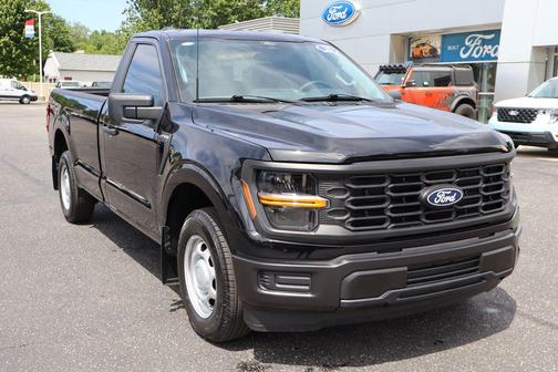 Agate Black Metallic 2025 Ford F-150 XL
