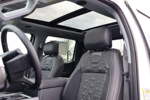 Star White Metallic Tri-Coat 2026 Ford F-250 Lariat