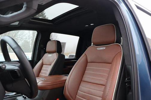 2025 GMC Sierra 3500 Denali