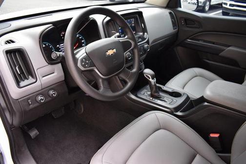 2022 Chevrolet Colorado WT
