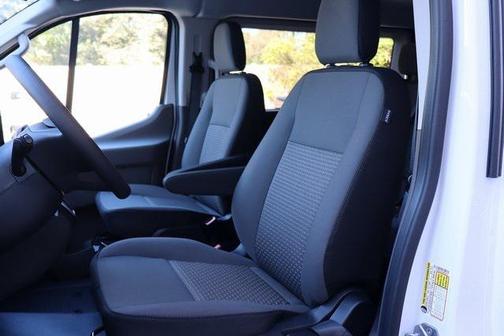 2025 Ford Transit-350 XL