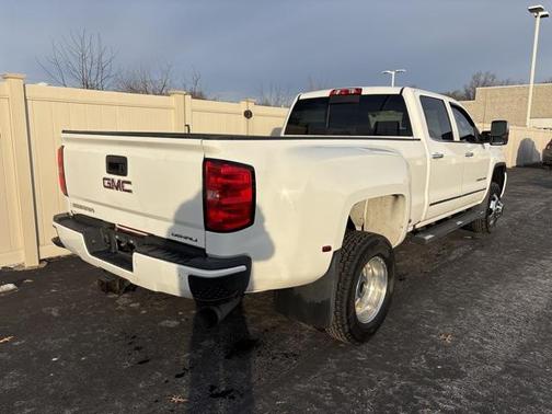 2016 GMC Sierra 3500 Denali