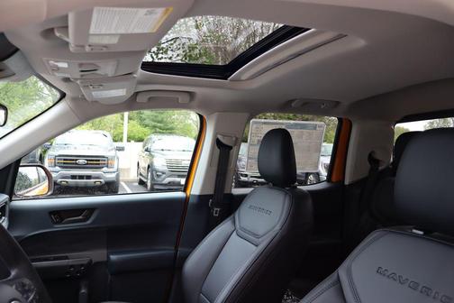 Orange Fury Metallic Tri-Coat 2026 Ford Maverick Lariat