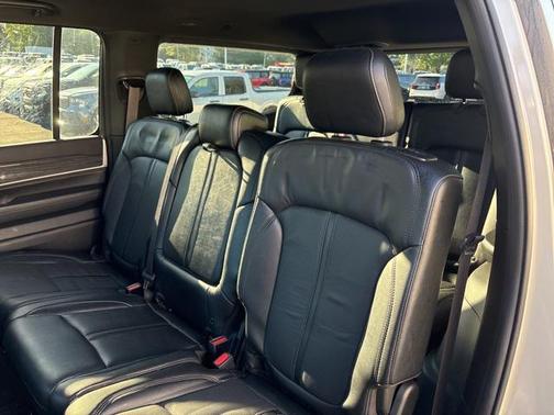 2022 Jeep Wagoneer Series II 4x4