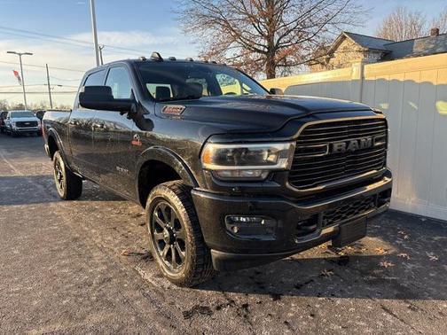 2019 RAM 2500 Laramie Crew Cab 4x4 6'4' Box