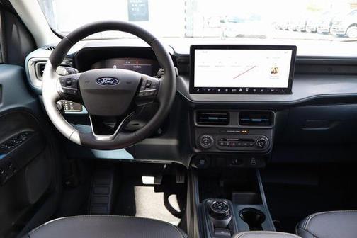 2025 Ford Maverick Lobo