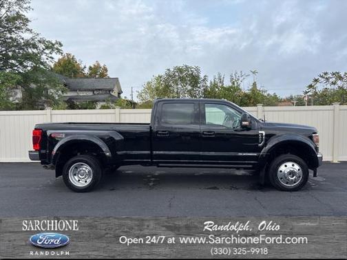 2022 Ford F-450 Lariat