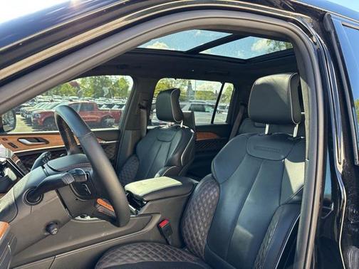 2024 Jeep Grand Cherokee L Summit Reserve