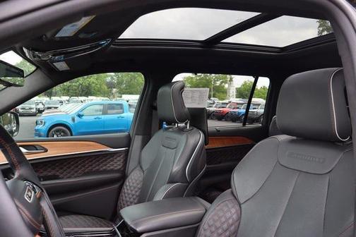 2024 Jeep Grand Cherokee L Summit Reserve
