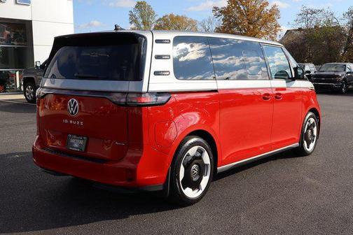 2025 Volkswagen ID. Buzz Pro S Plus with 4MOTION