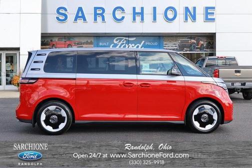 2025 Volkswagen ID. Buzz Pro S Plus with 4MOTION