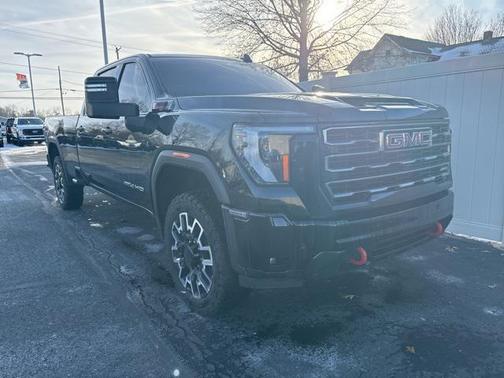 2025 GMC Sierra 2500 AT4