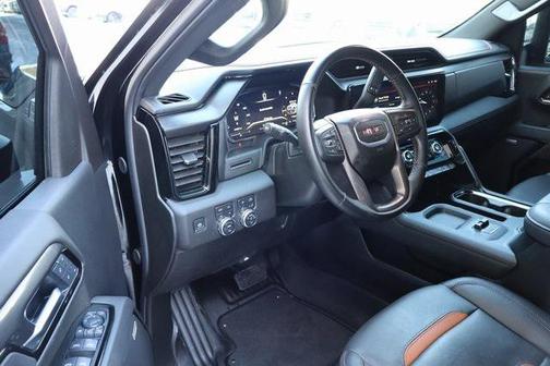 2025 GMC Sierra 2500 AT4