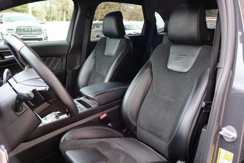 2021 Ford Edge ST