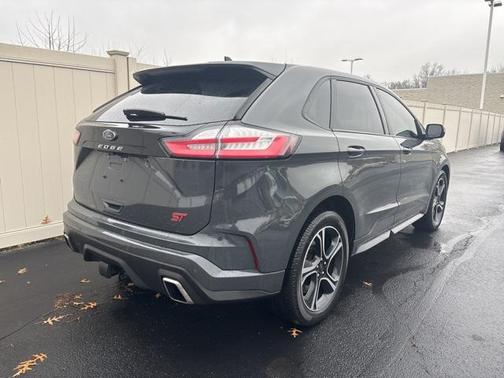 2021 Ford Edge ST
