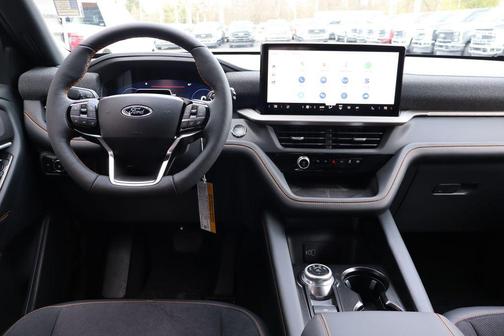 Agate Black Metallic 2026 Ford Explorer Tremor