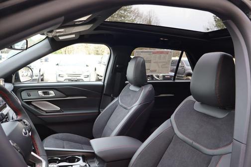 Agate Black Metallic 2026 Ford Explorer ST