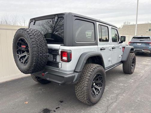 2024 Jeep Wrangler Willys