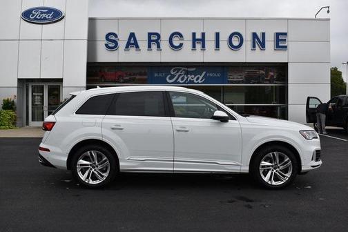 2024 Audi Q7 55 Premium Plus