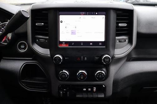 2024 RAM 3500 Tradesman Crew Cab 4x4 8' Box