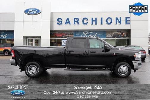 2024 RAM 3500 Tradesman Crew Cab 4x4 8' Box