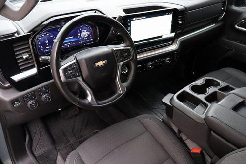 2025 Chevrolet Silverado 3500 LT