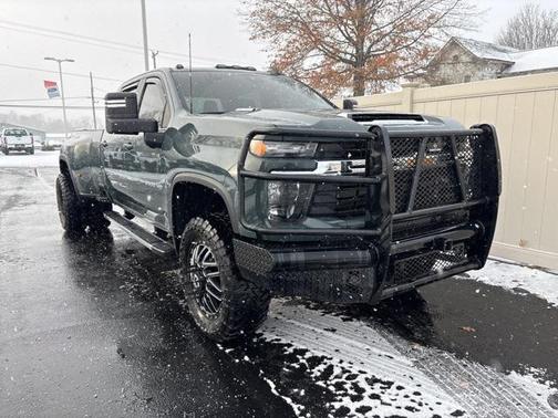 2025 Chevrolet Silverado 3500 LT