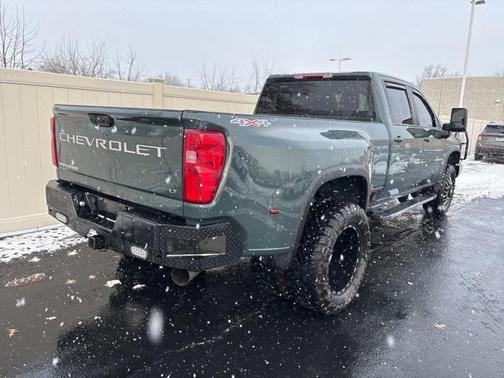 2025 Chevrolet Silverado 3500 LT